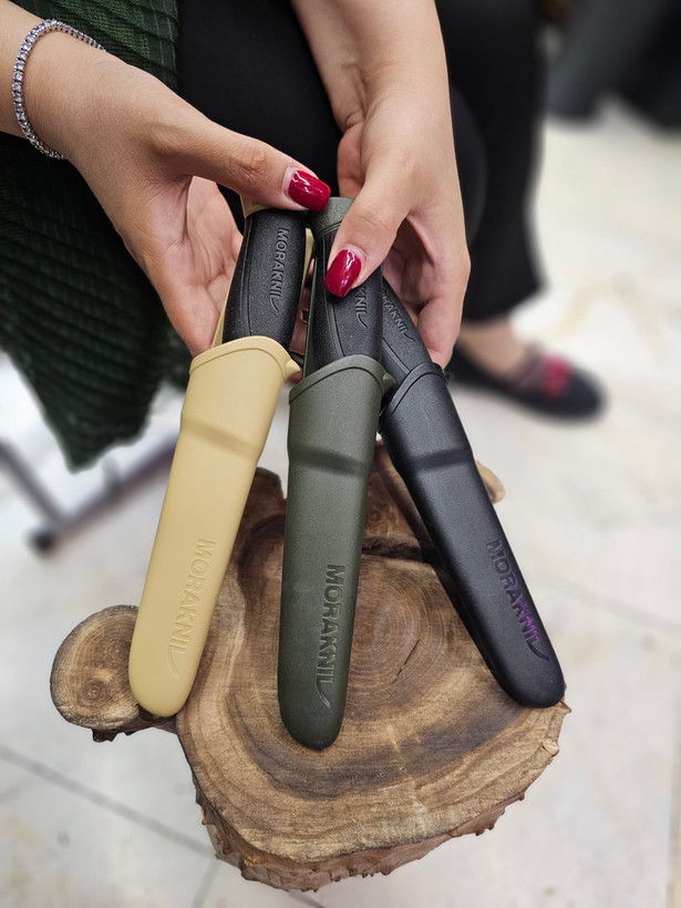 چاقو موراکنیو کامپنیون کربن morakniv companion