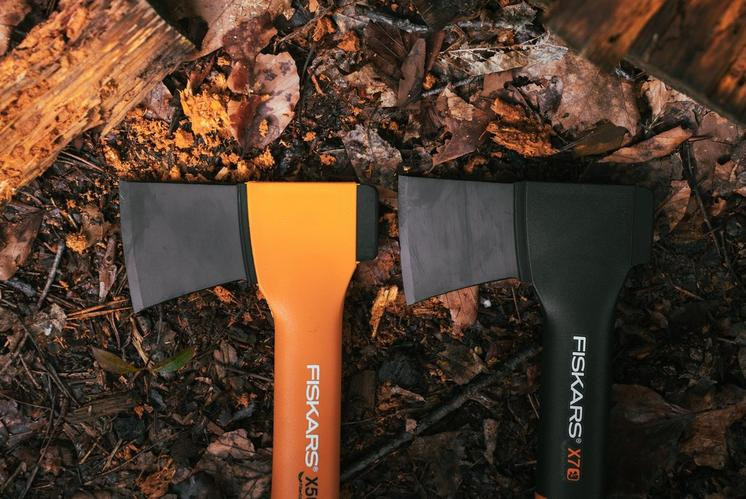 تبر فیسکارس مدل FISKARS X7